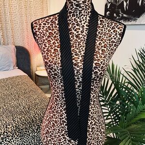 Silver pinstripes tie